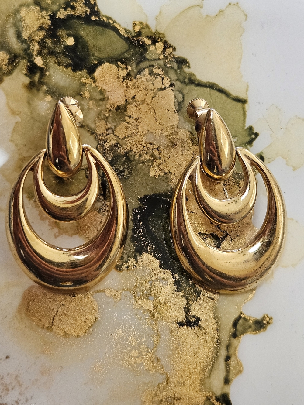 Vintage Napier Gold Tone Earrings